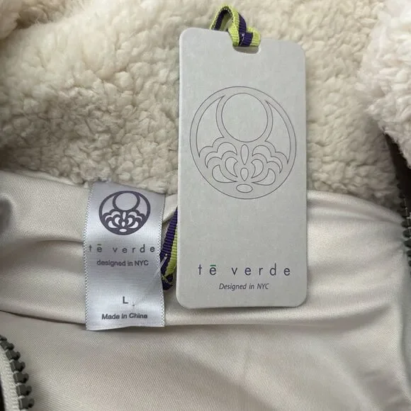 NWT Sherpa Drawstring Jacket with Woven Pockets and Placket.  Ivory.  Large - Picture 6 of 6